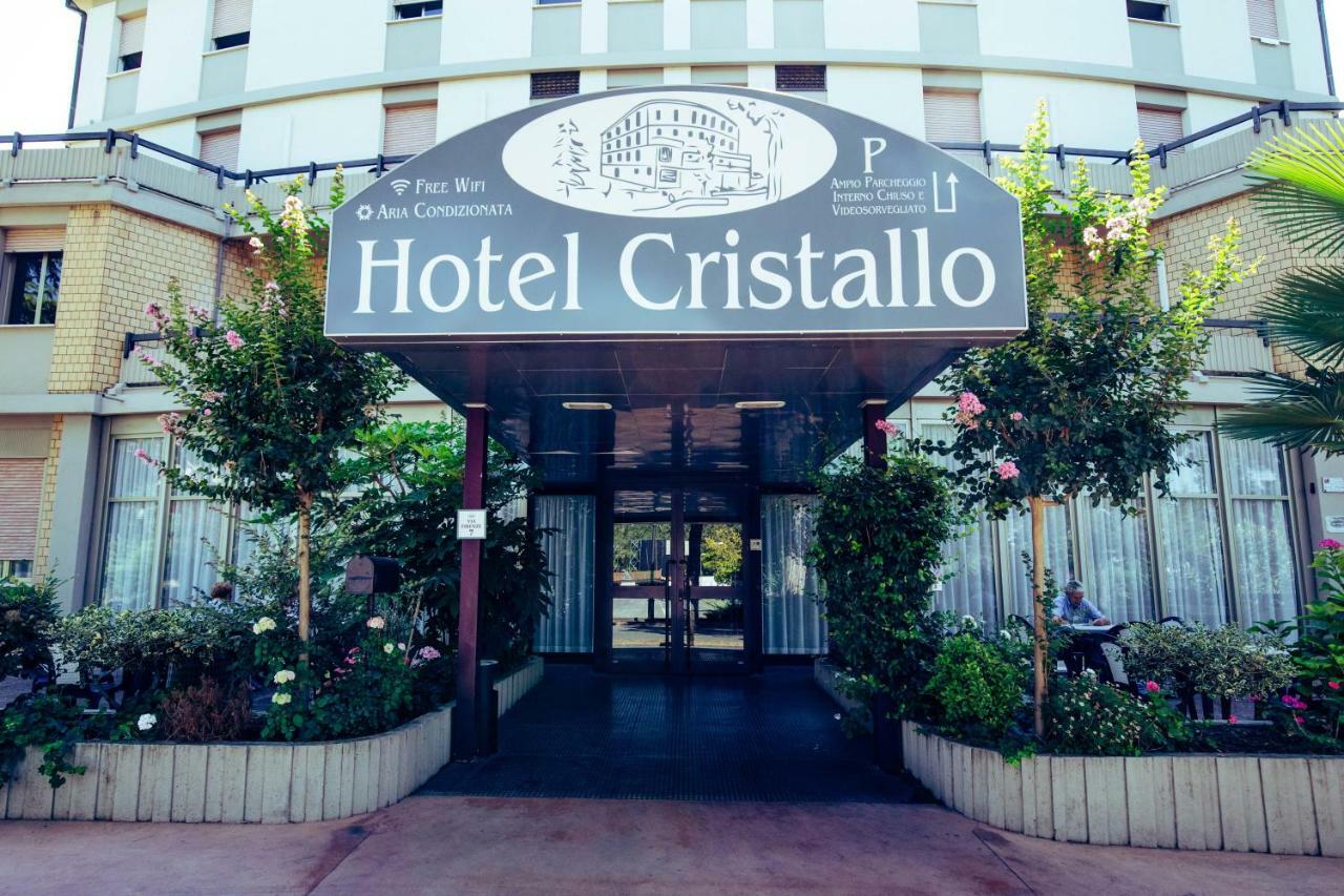 Hotel Cristallo ริโอโล แตร์เม ภายนอก รูปภาพ
